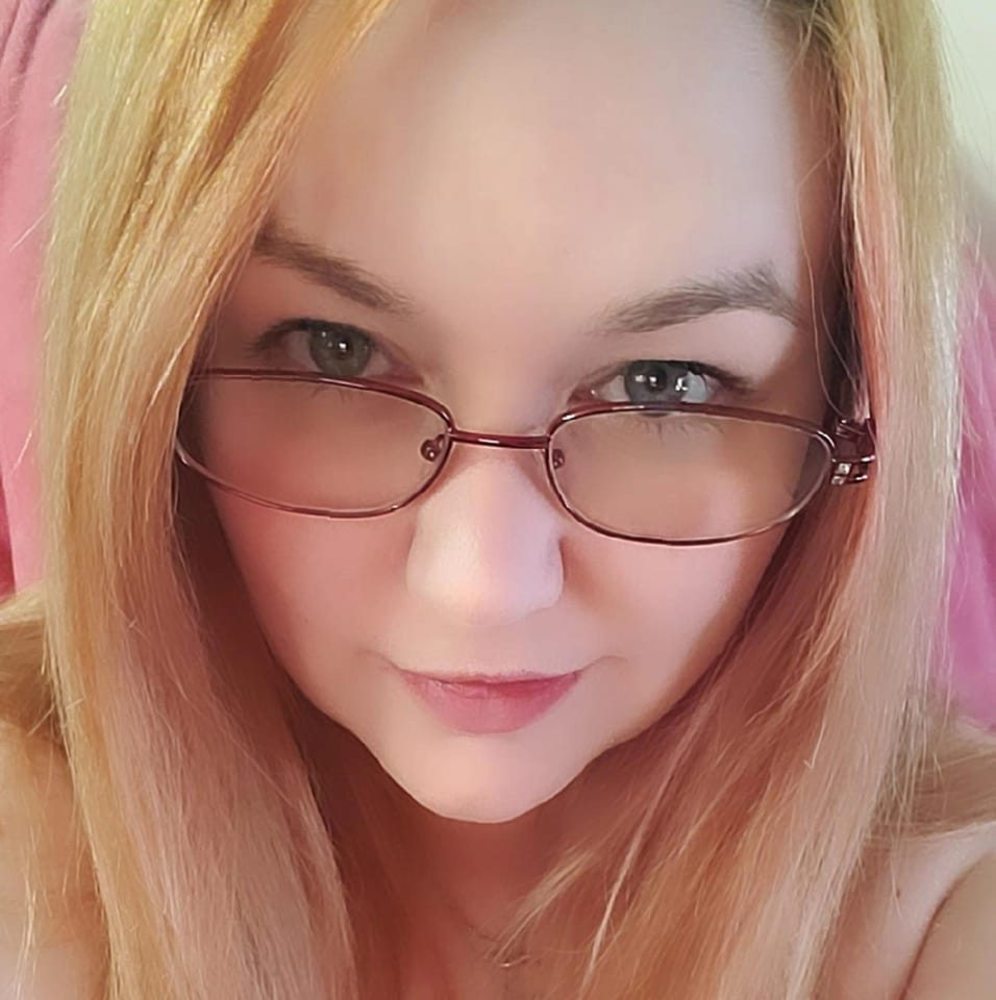 Meet your Posher, Allie